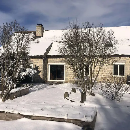 L'estive 4 Etoiles Tatil Evi Nasbinals